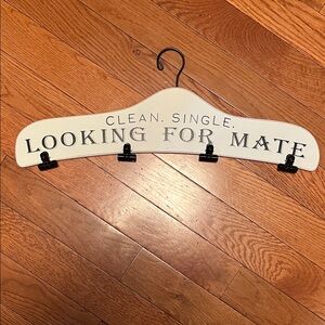 Clean Single 'Looking For Mate' Decorative Wall Hanger - White